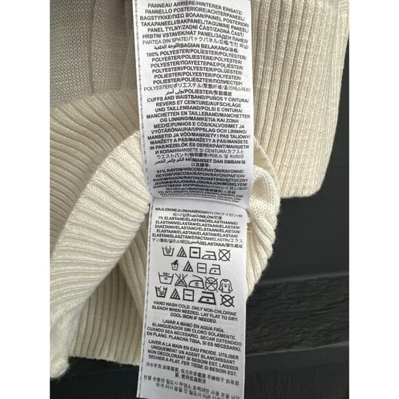 Guess Ivory Lightweight Sheer Back Deep V Cardigan Sweater Size Small - Picture 8 of 10